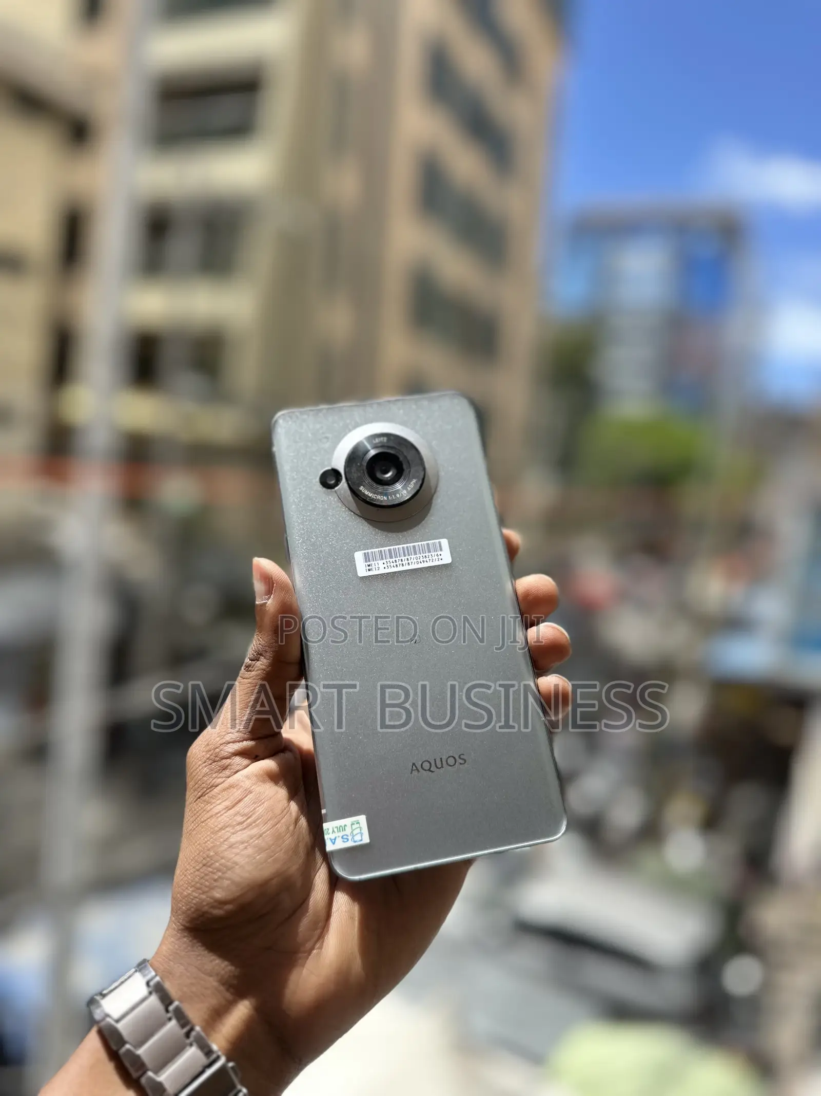 New Sharp Aquos R7 256 GB Silver