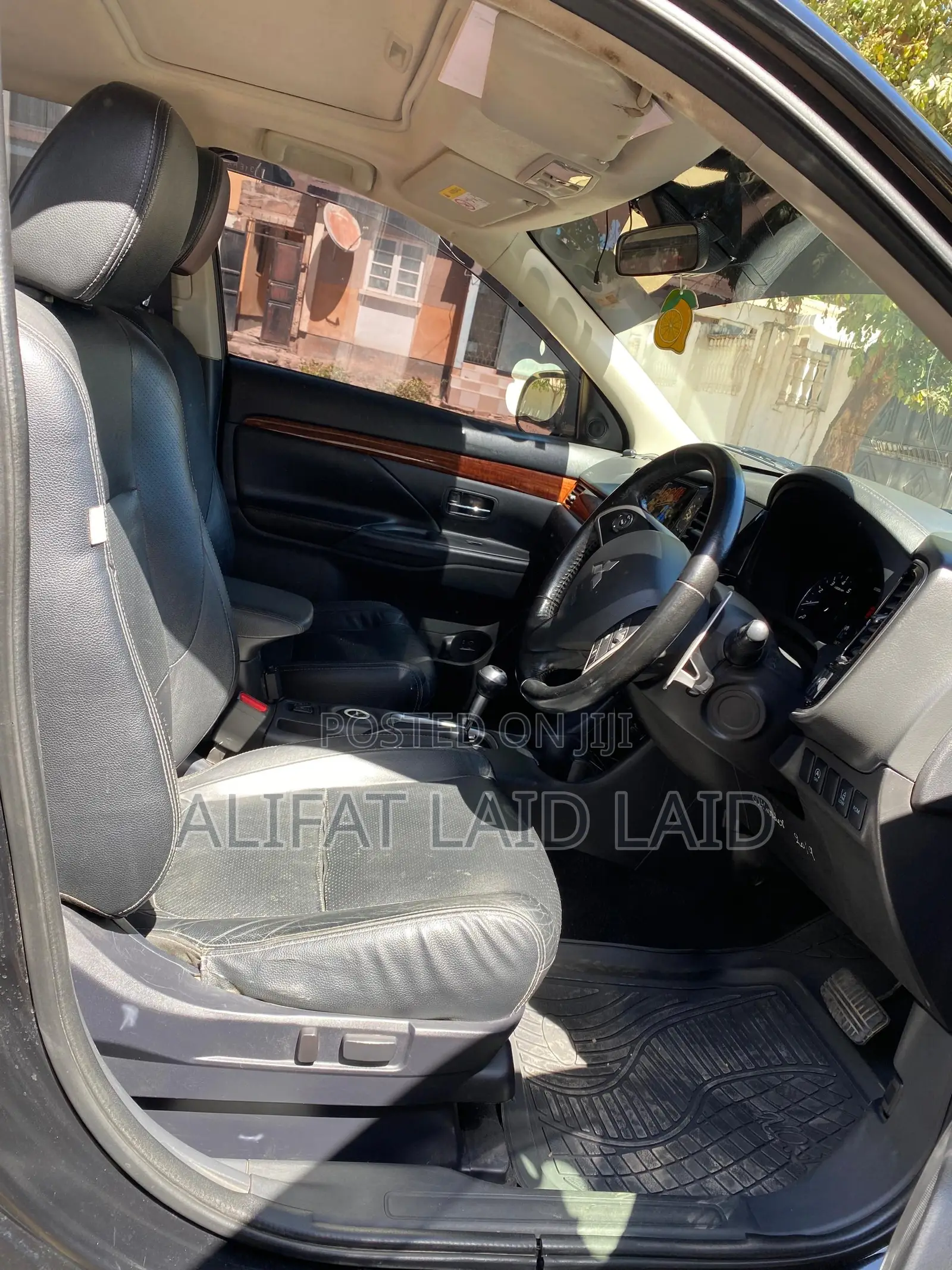 Mitsubishi Outlander 2010 Black