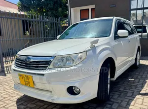 Subaru Forester 2009 White