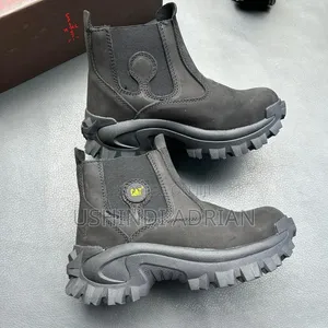 steel Toe Boots/Viatu Vya Chuma 