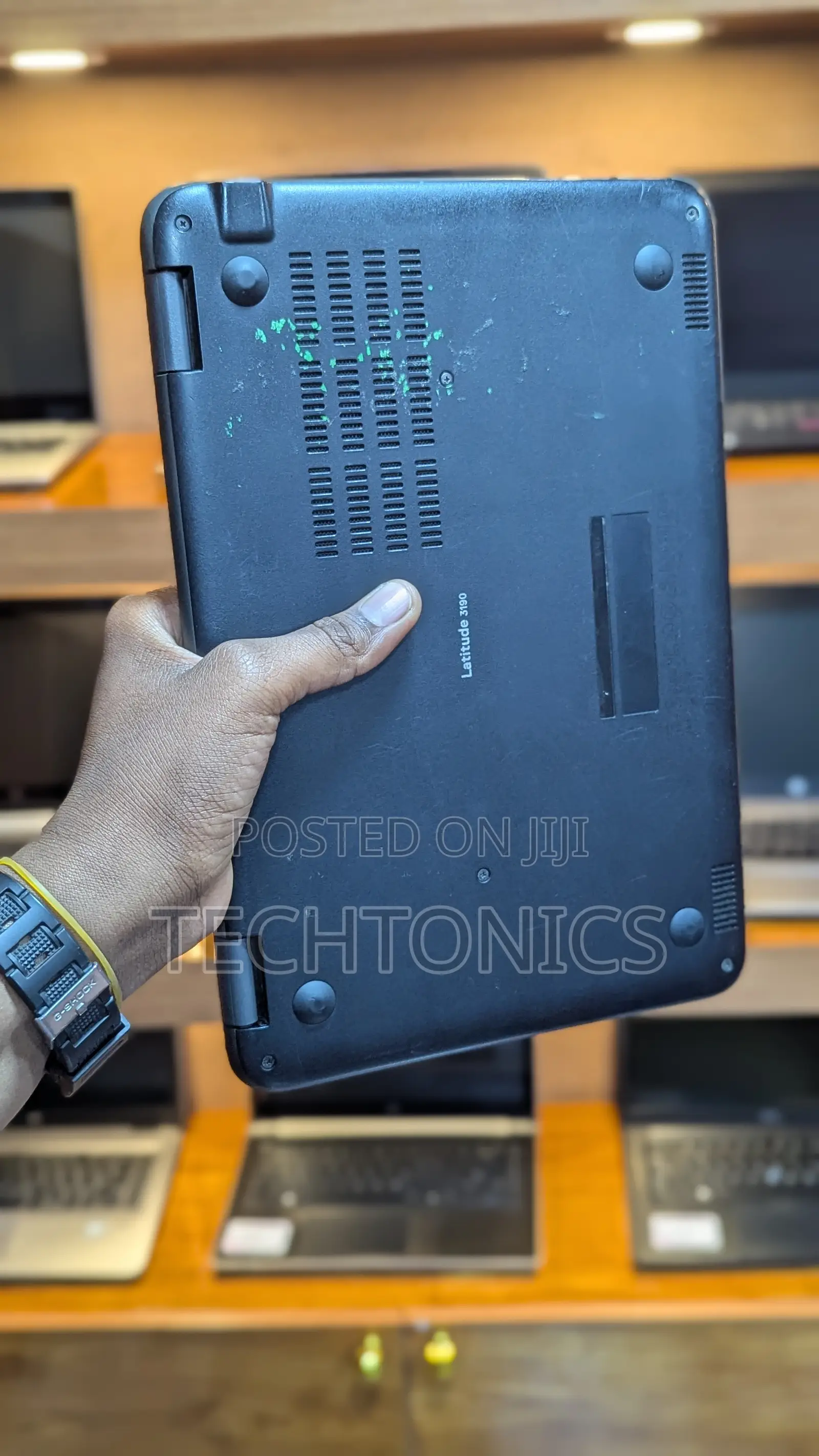 Laptop Dell Latitude 3189 8GB Intel Pentium SSD 128GB