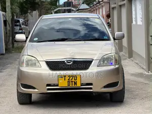 Toyota Corolla RunX 2004 Gold