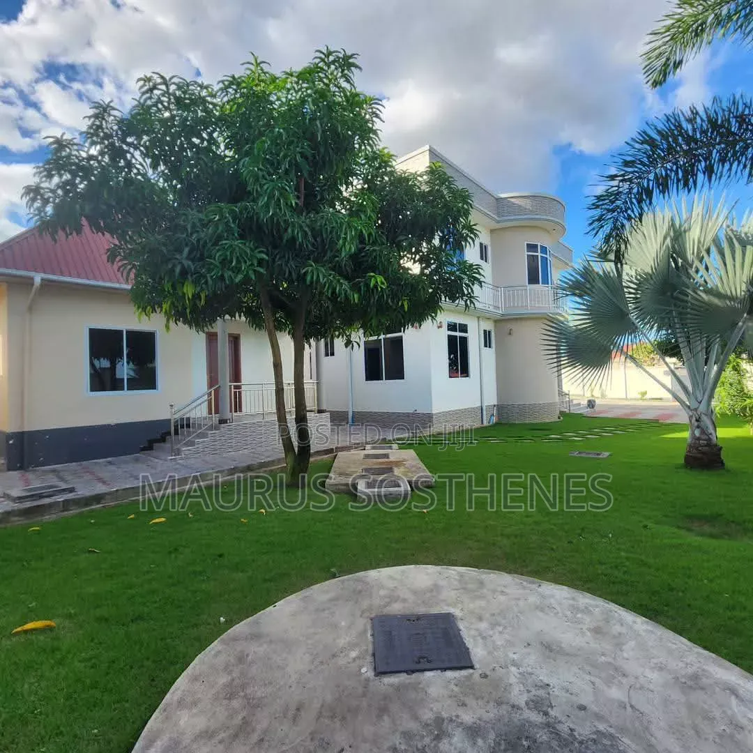 4bdrm House in Mwanagati, Kitunda for sale