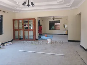 4bdrm House in Tanzania Realestates, Njiro for rent