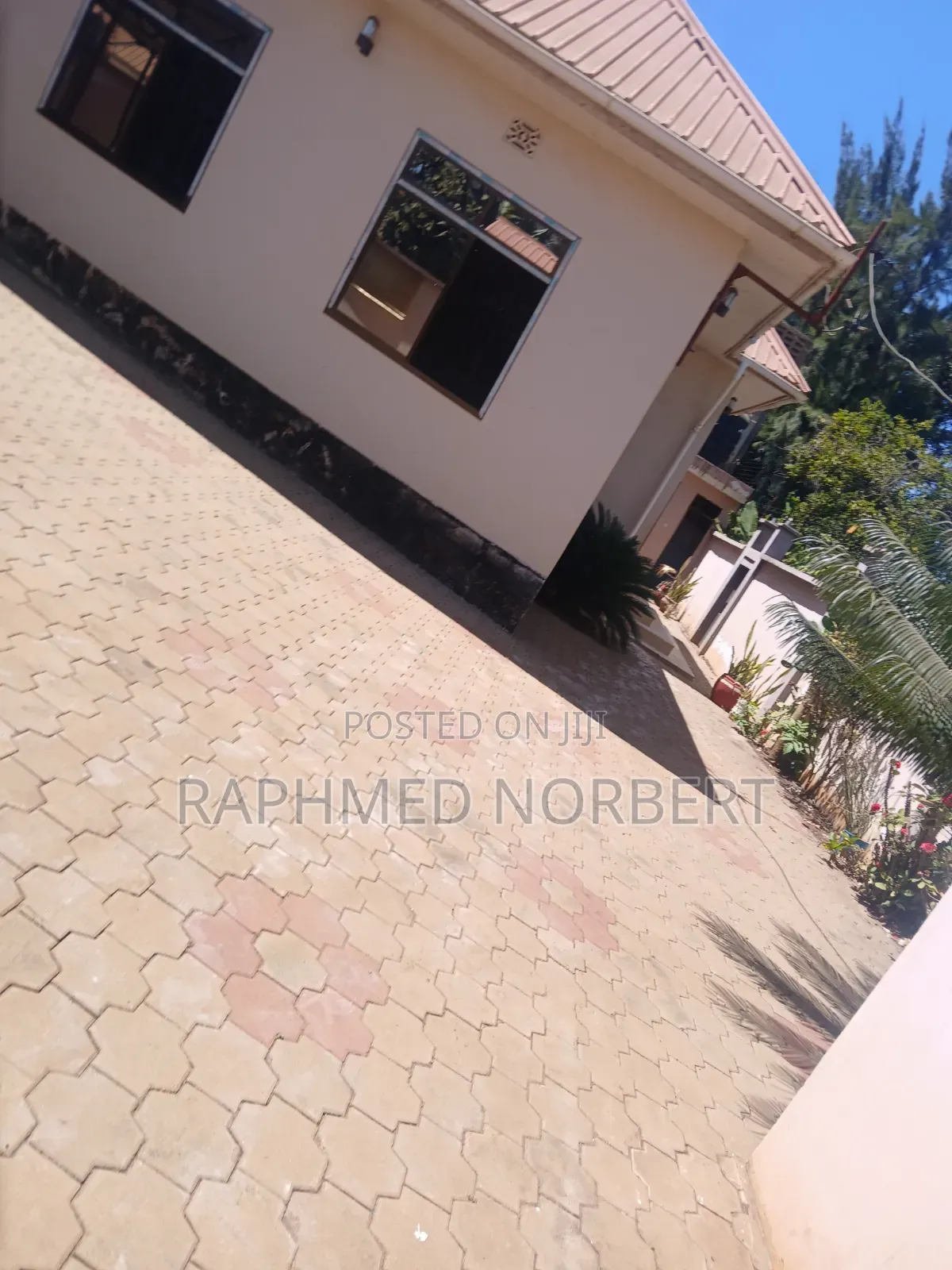 4bdrm House in Tanzania Realestates, Njiro for rent