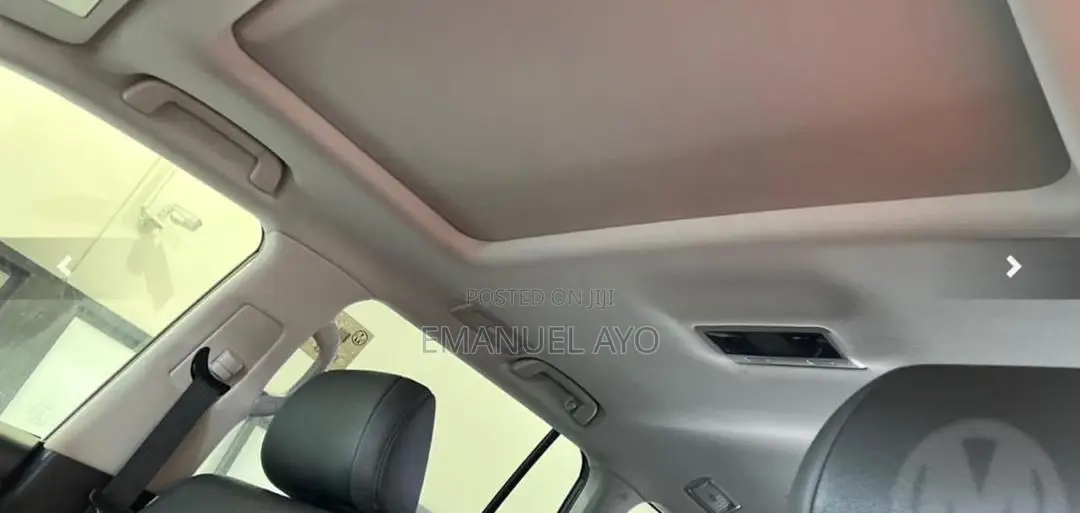 Toyota Land Cruiser 4.5 V8 VXR 2019 Gray