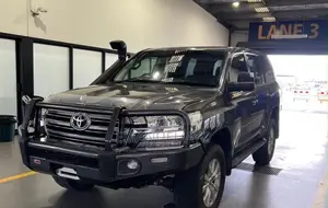 Toyota Land Cruiser 4.5 V8 VXR 2019 Gray
