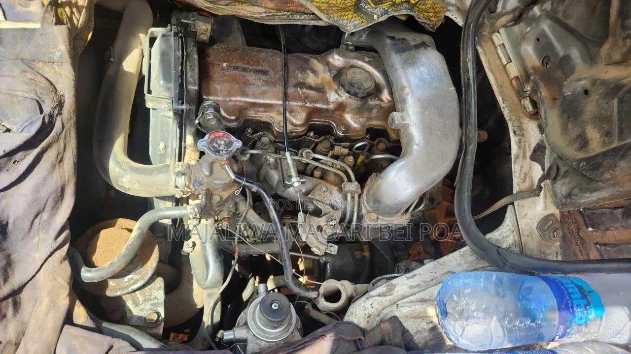 Toyota HiAce 2008 Beige