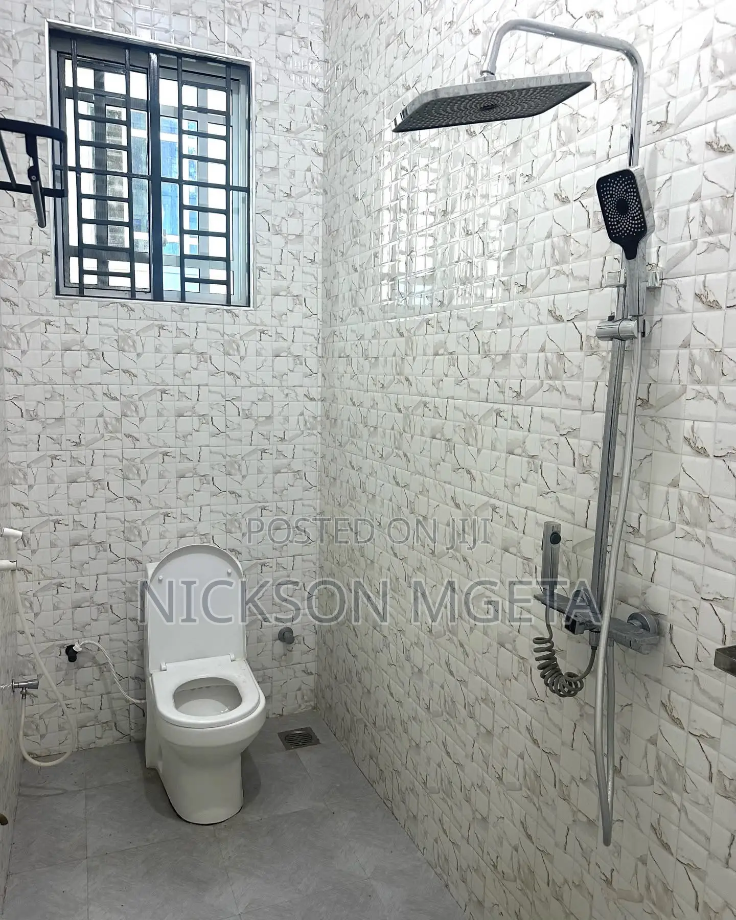 3bdrm Apartment in Dalali Nick Mwanza, Igogo for rent