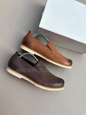 Timberland Slip on Leather Shoes With Contrasting White Outsole