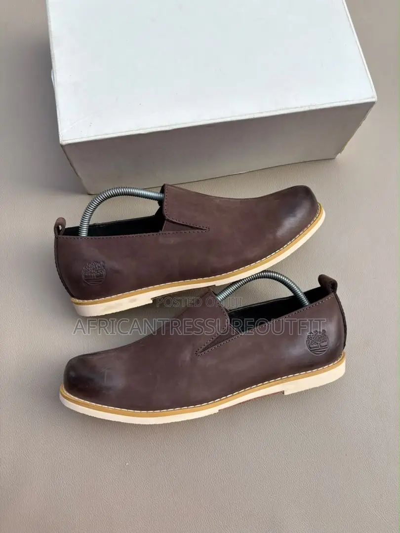 Timberland Slip on Leather Shoes With Contrasting White Outsole