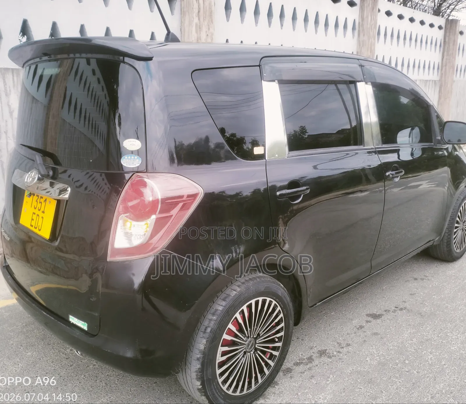 Toyota Ractis 2008 Black