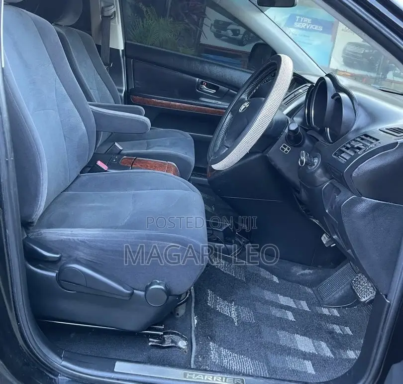 Toyota Harrier 2.4 2006 Black