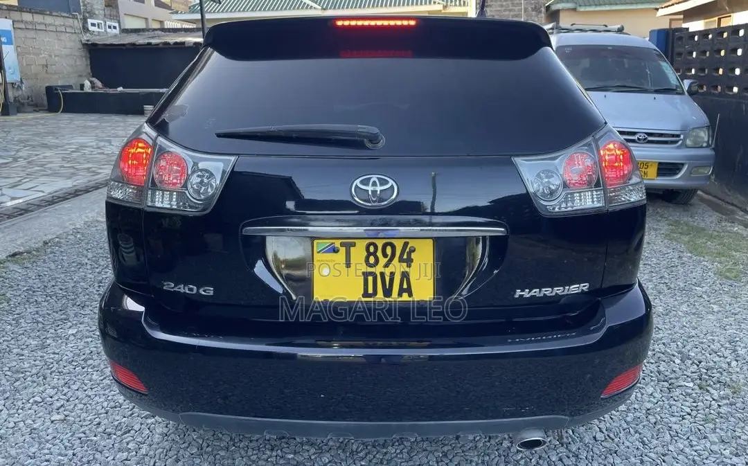 Toyota Harrier 2.4 2006 Black
