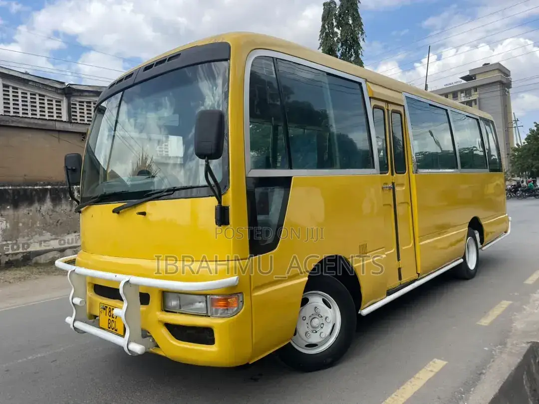 Nissan Civilian 1999 Yellow