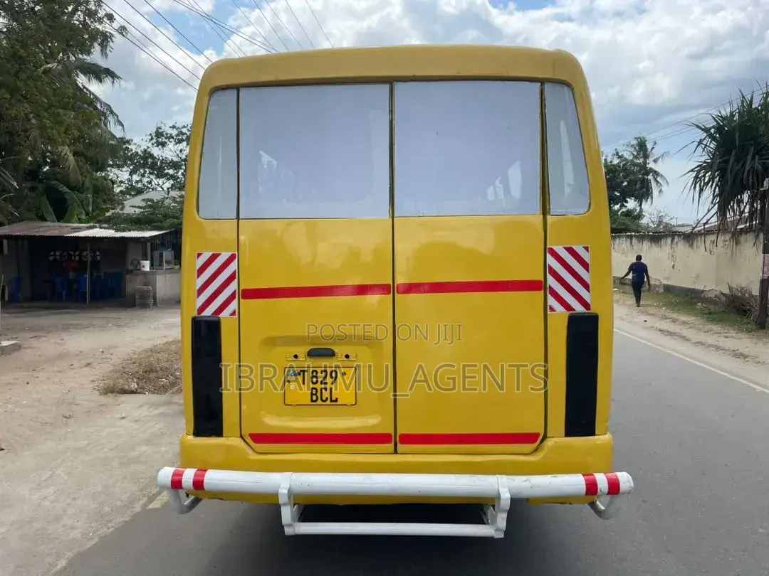 Nissan Civilian 1999 Yellow