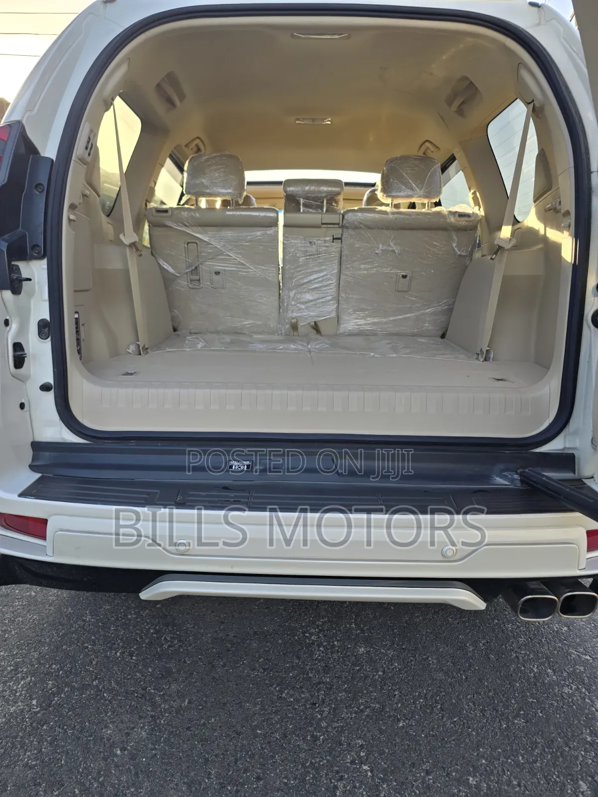 Toyota Land Cruiser Prado 2022 White