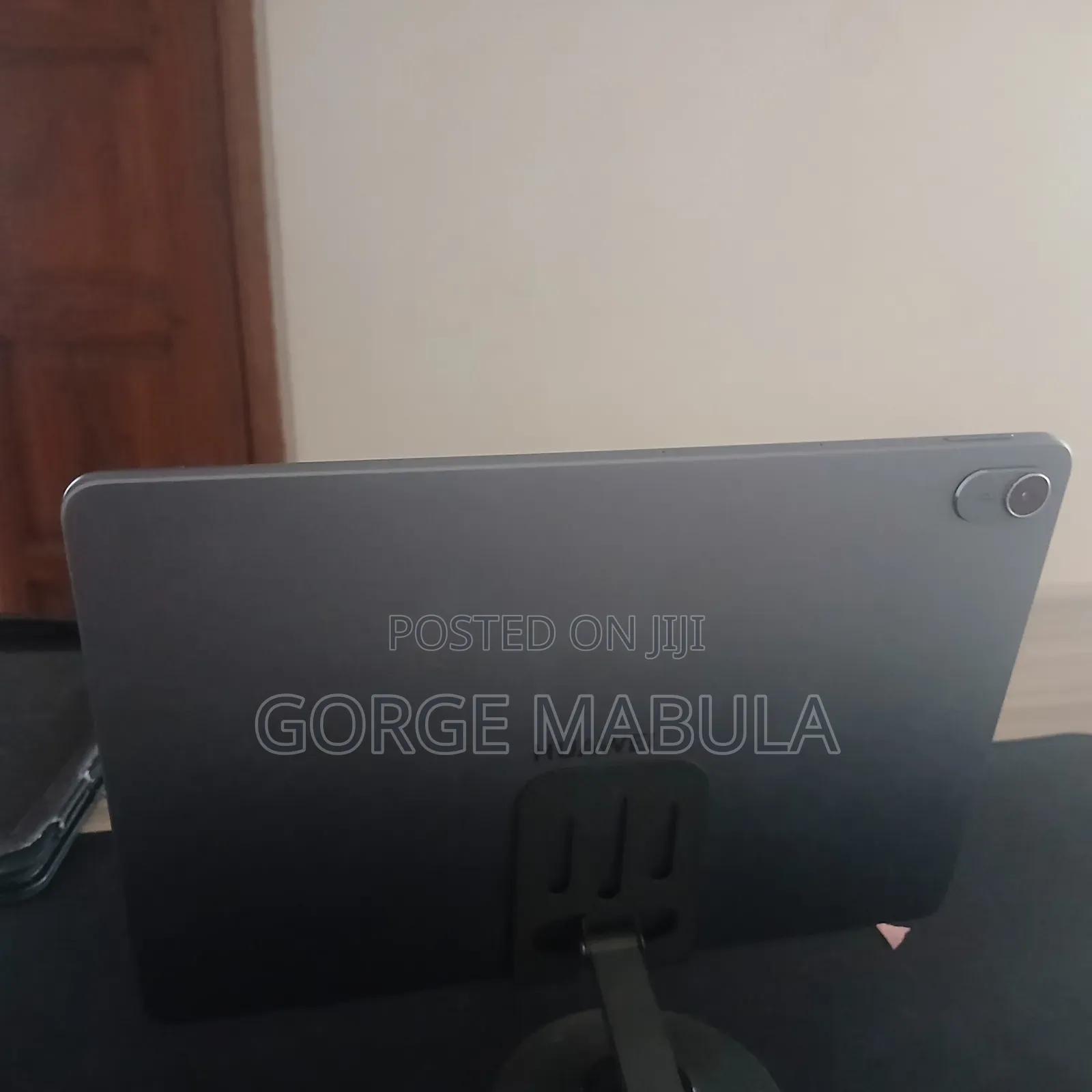 Laptop Huawei 8GB HDD+SSD 256GB