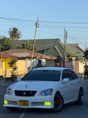 Toyota Crown 2007 White