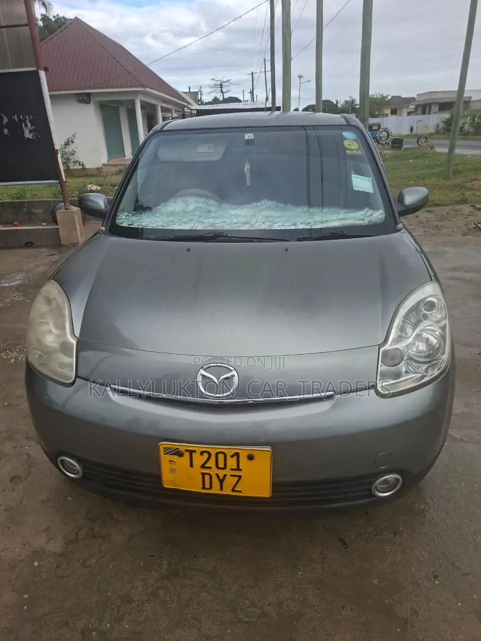 Mazda Verisa 2008 Gray