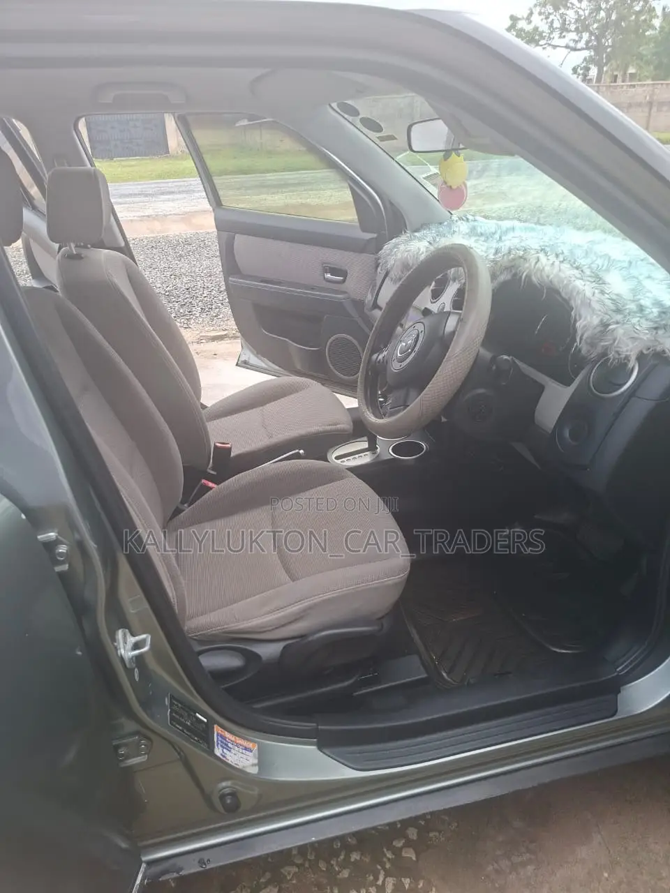 Mazda Verisa 2008 Gray
