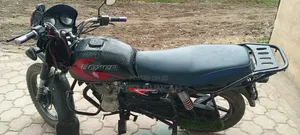 Bajaj Boxer X125 2023 Black
