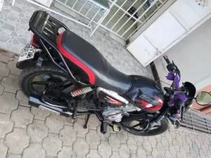 Bajaj Boxer X125 2023 Black