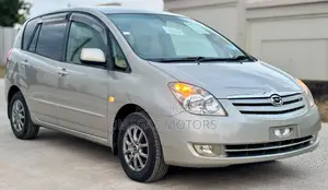 Toyota Corolla Spacio 1.5 X 2007 Gold
