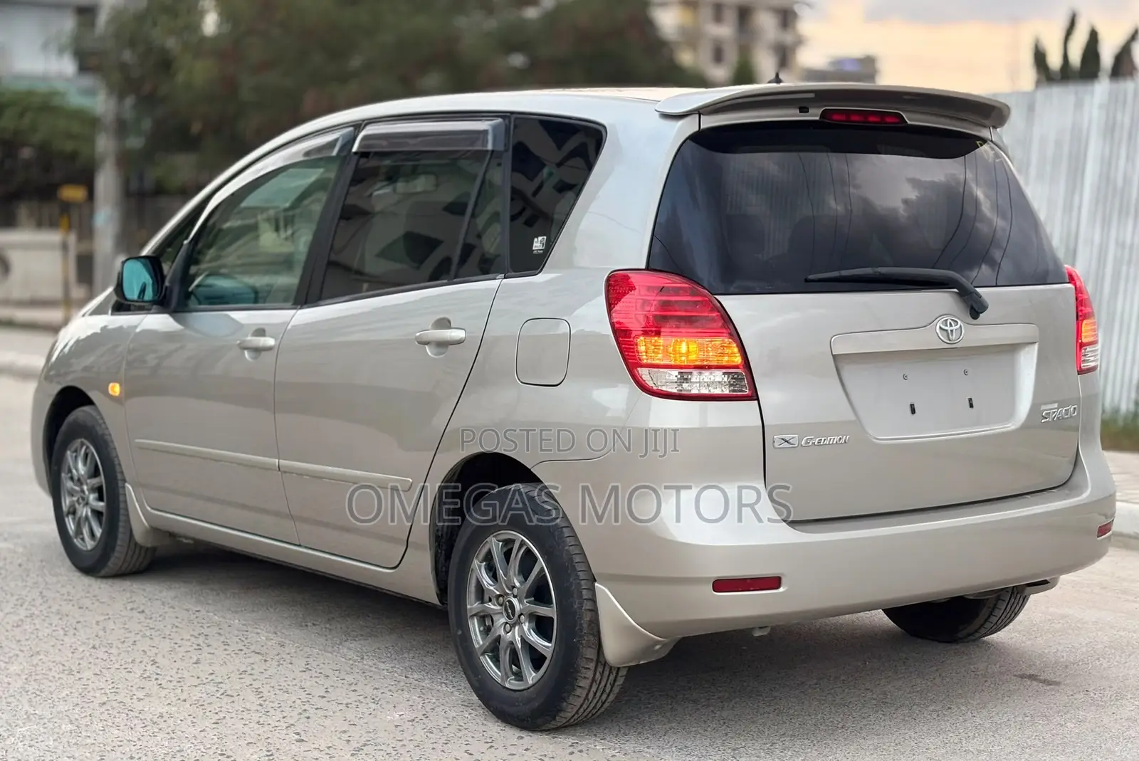 Toyota Corolla Spacio 1.5 X 2007 Gold