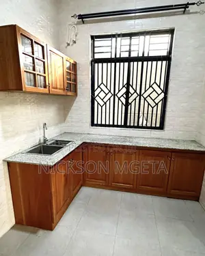 3bdrm House in Dalali Nick Mwanza, Buswelu for rent
