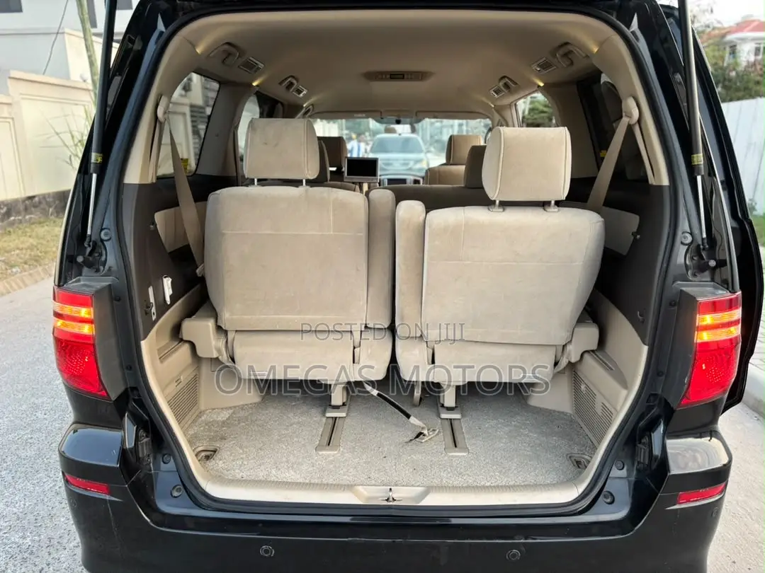 Toyota Alphard 2.4 Petrol FWD 2006 Black