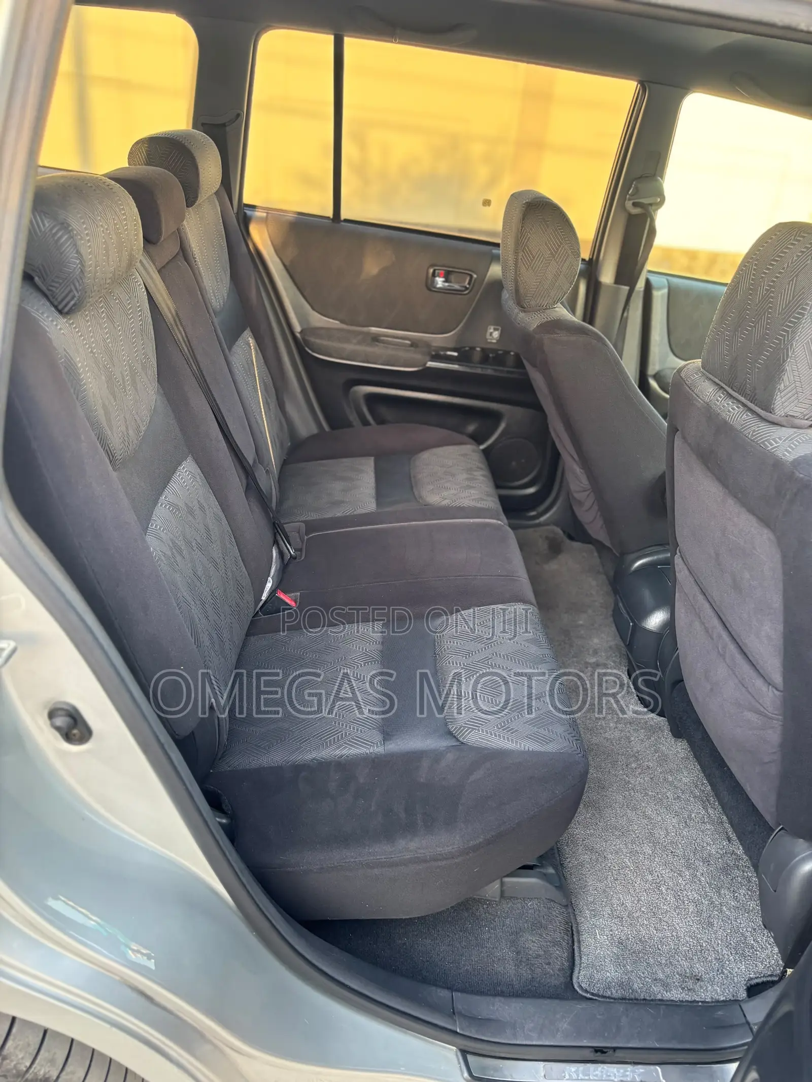 Toyota Kluger 2003 Silver