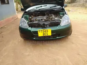 Toyota Vitz 1.0 FWD 3dr 2003 Green