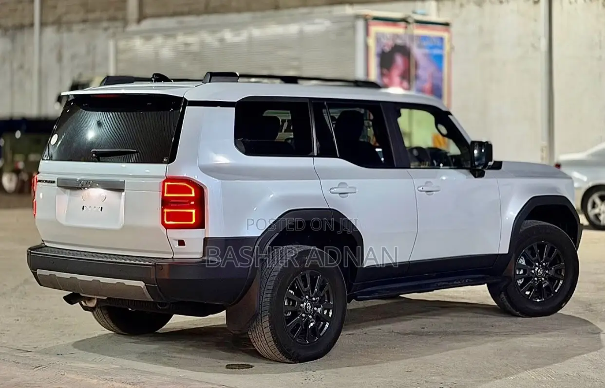 Toyota Land Cruiser LC250 2024 Pearl
