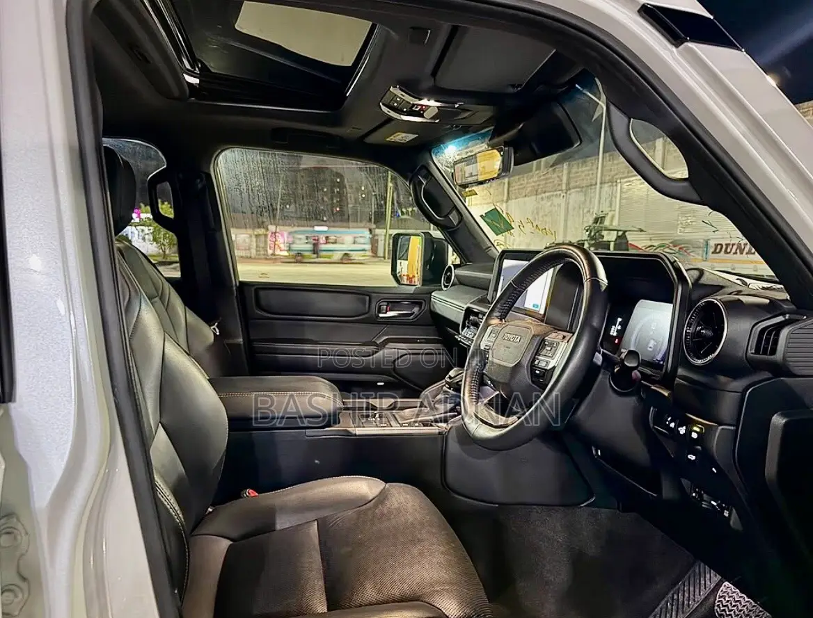 Toyota Land Cruiser LC250 2024 Pearl