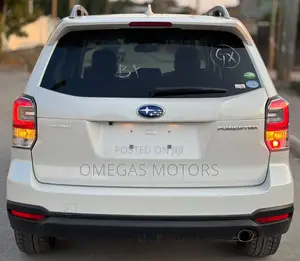Subaru Forester 2.0XT Premium 4dr SUV AWD (2.0L 4cyl Turbo CVT) 2015 White