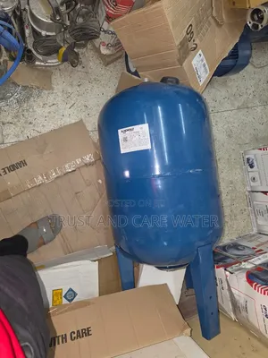 Pressure Tank Lita 300 (La Kusimama)