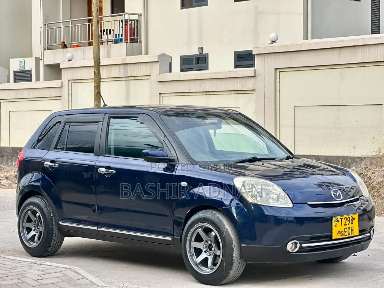 Mazda Verisa 2008 Blue