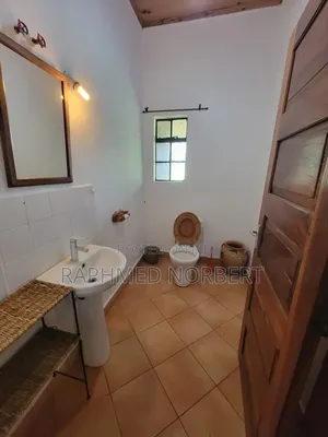 4bdrm House in Tanzania Realestates, Njiro for rent