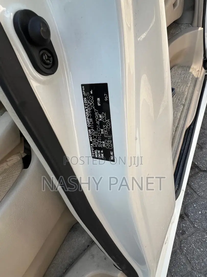 Toyota Alphard 2006 White