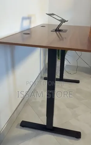 Electric Adjustable Table