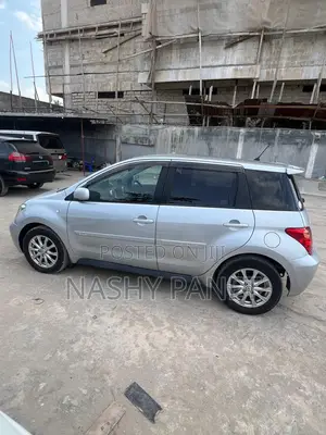 Toyota IST 2005 Gray