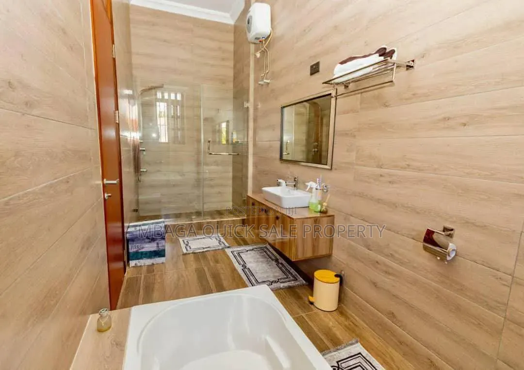 4bdrm House in Msasani for sale
