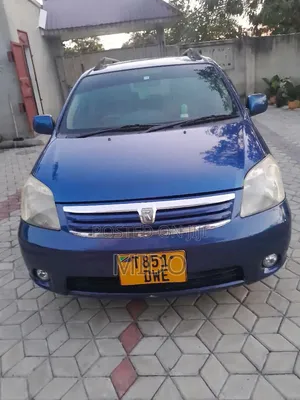 Toyota Raum 2007 Blue