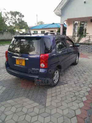 Toyota Raum 2007 Blue
