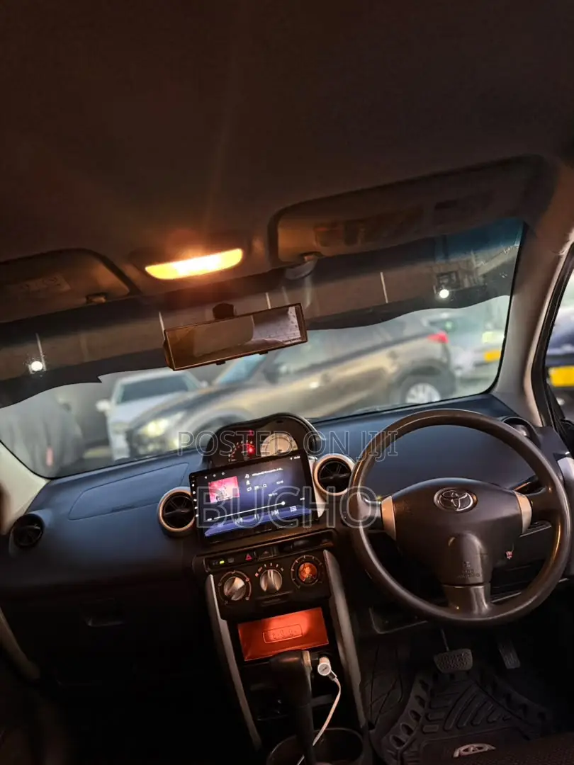 Toyota IST 2005 Gray