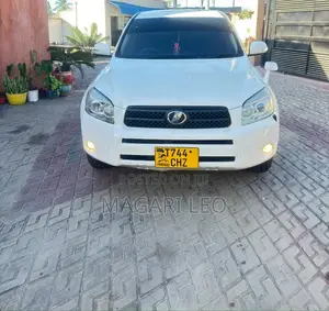 Toyota RAV4 2.4 2005 White