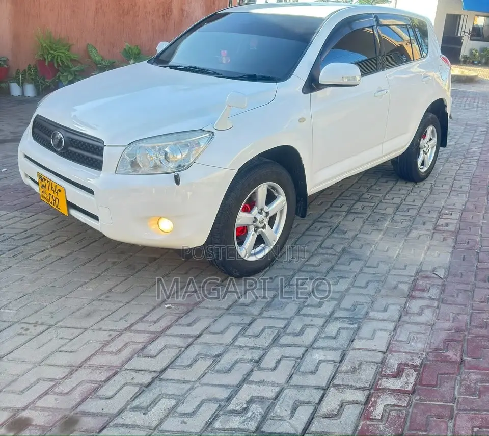 Toyota RAV4 2.4 2005 White