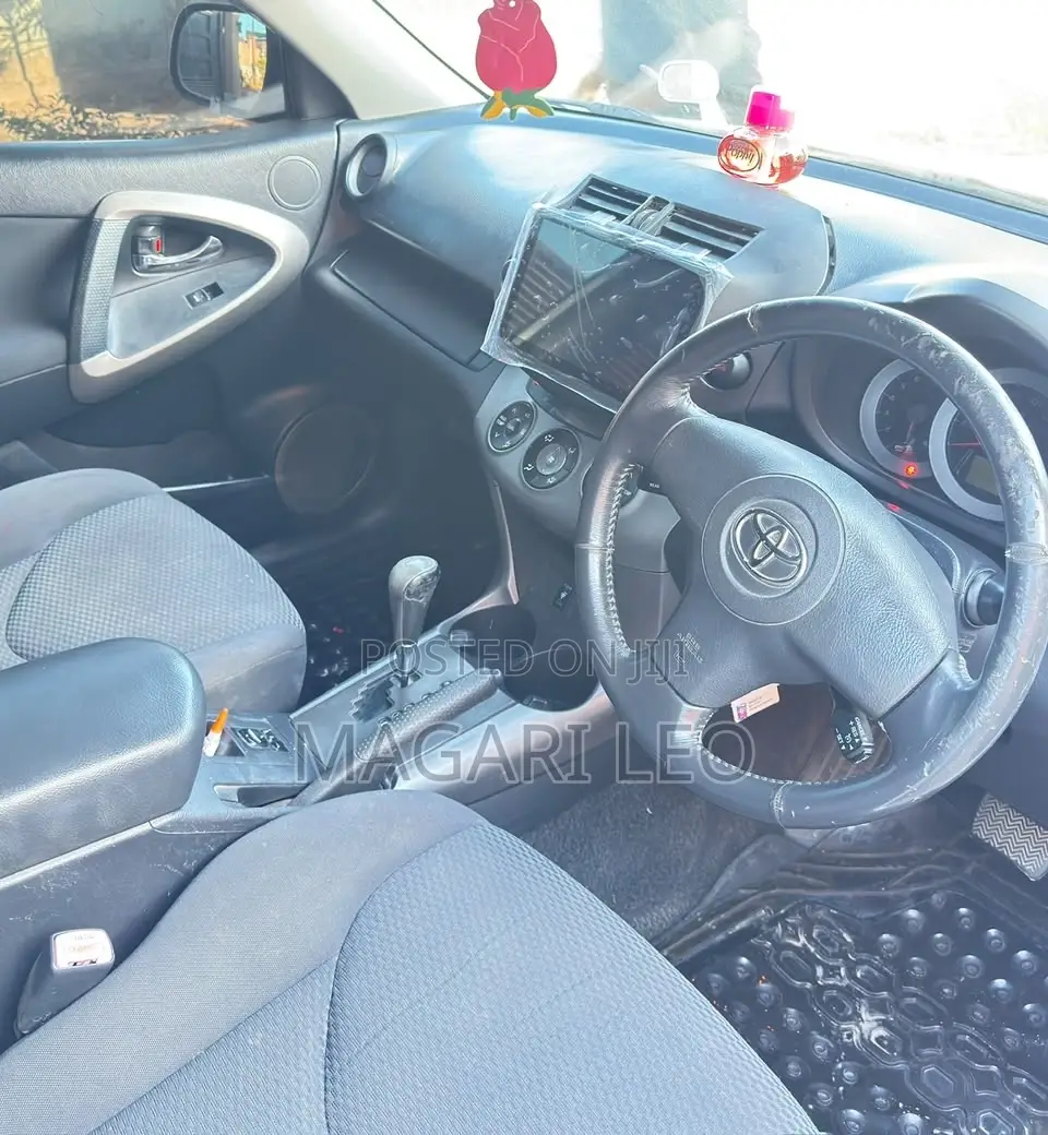 Toyota RAV4 2.4 2005 White