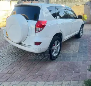 Toyota RAV4 2.4 2005 White